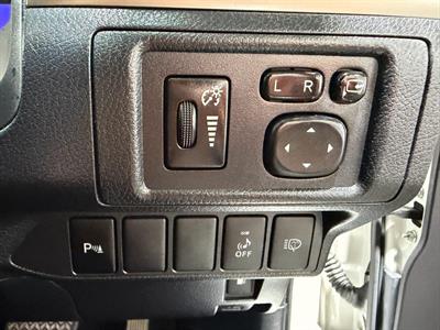 2012 Lexus CT 200h - Thumbnail