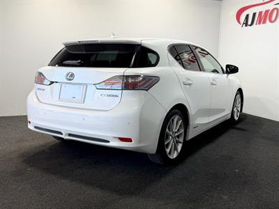 2012 Lexus CT 200h - Thumbnail