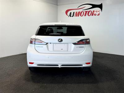2012 Lexus CT 200h - Thumbnail