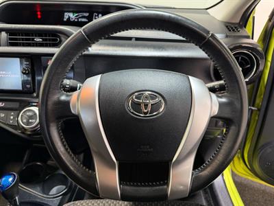 2015 Toyota Aqua - Thumbnail