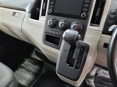 2019 Toyota Hiace - Thumbnail