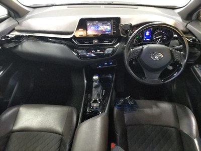 2018 Toyota C-HR - Thumbnail