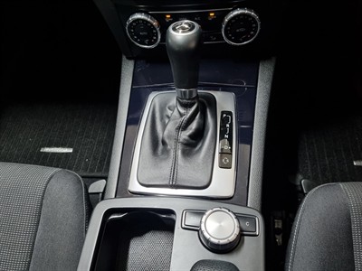 2011 Mercedes-Benz C 200 - Thumbnail