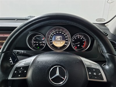 2011 Mercedes-Benz C 200 - Thumbnail