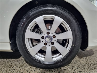 2011 Mercedes-Benz C 200 - Thumbnail