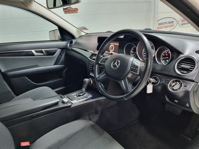 2011 Mercedes-Benz C 200 - Thumbnail