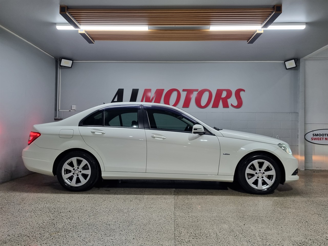 2011 Mercedes-Benz C 200