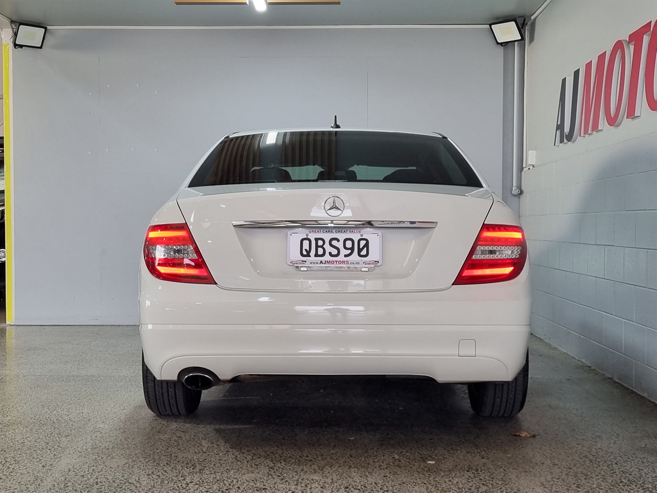 2011 Mercedes-Benz C 200
