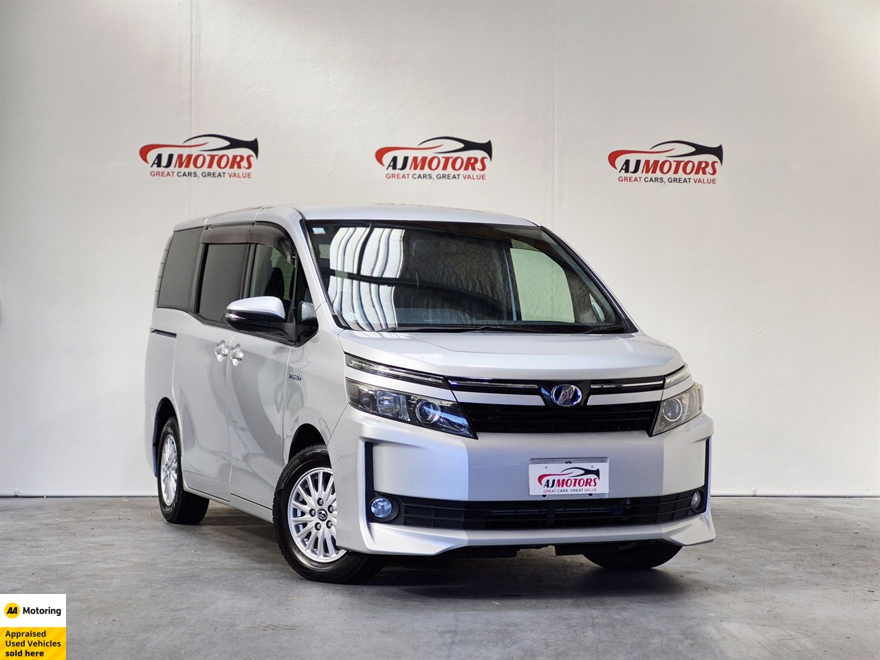 2014 Toyota Voxy