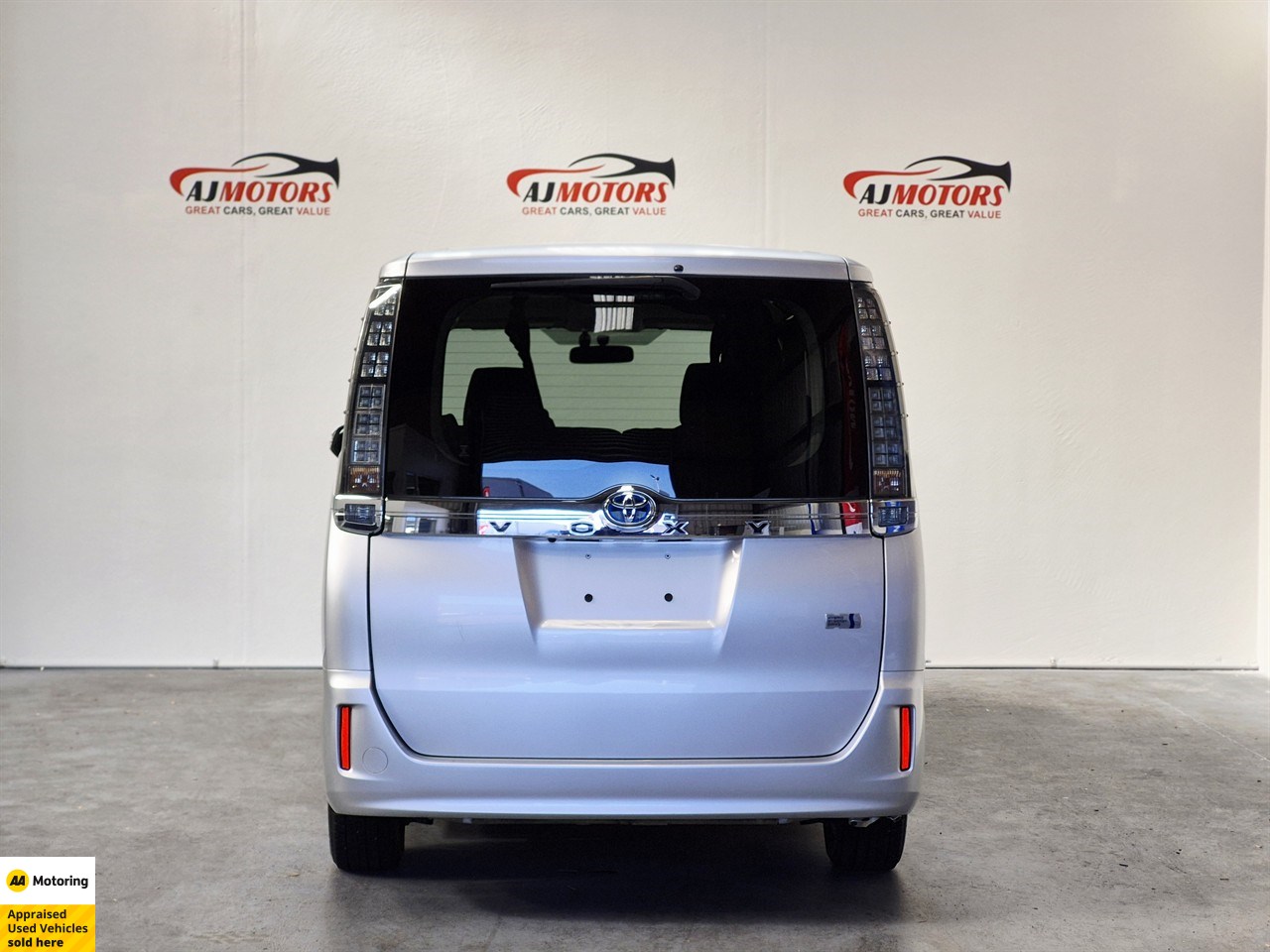 2014 Toyota Voxy