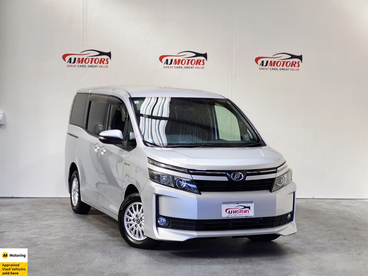 2014 Toyota Voxy