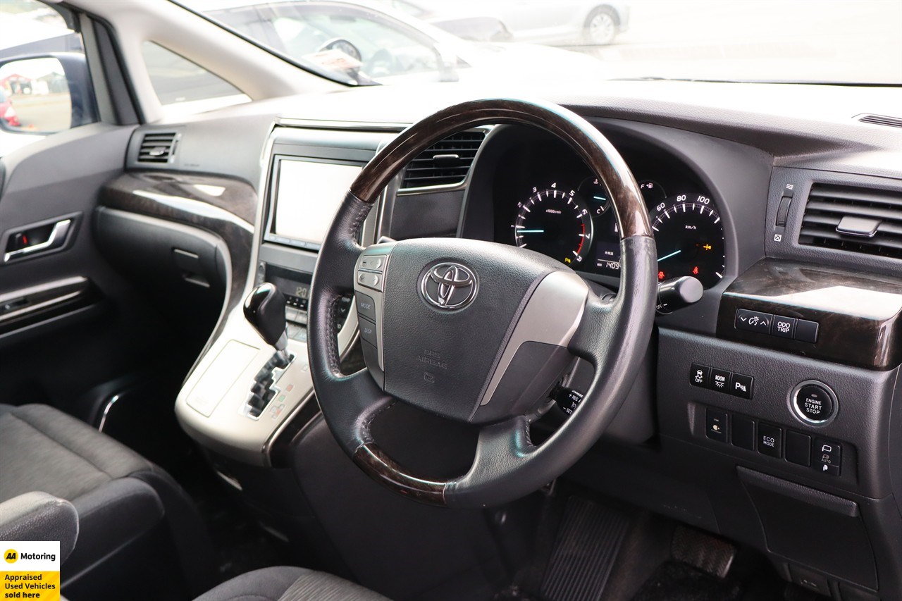 2012 Toyota Vellfire