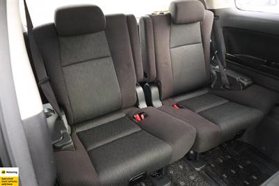 2012 Toyota Vellfire - Thumbnail