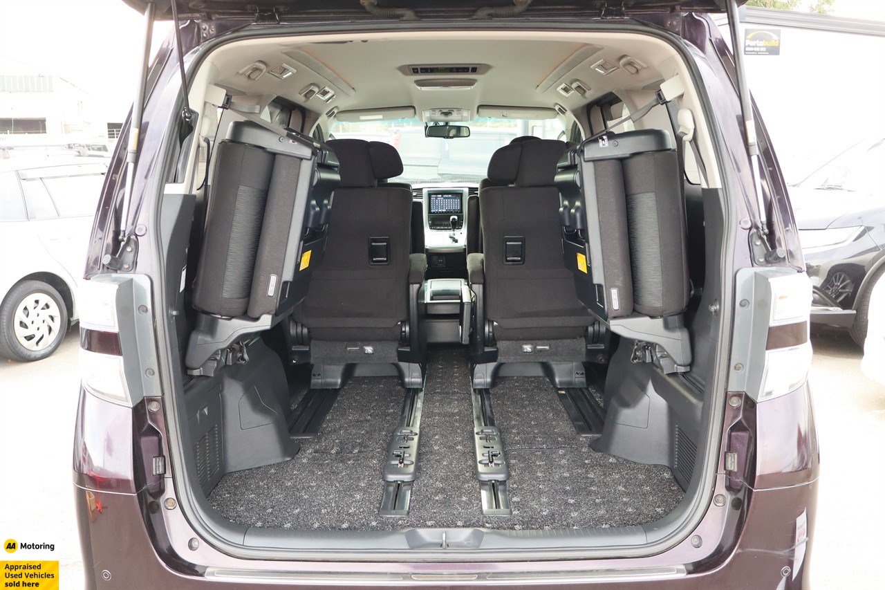 2012 Toyota Vellfire