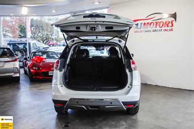 2015 Nissan X-Trail - Thumbnail