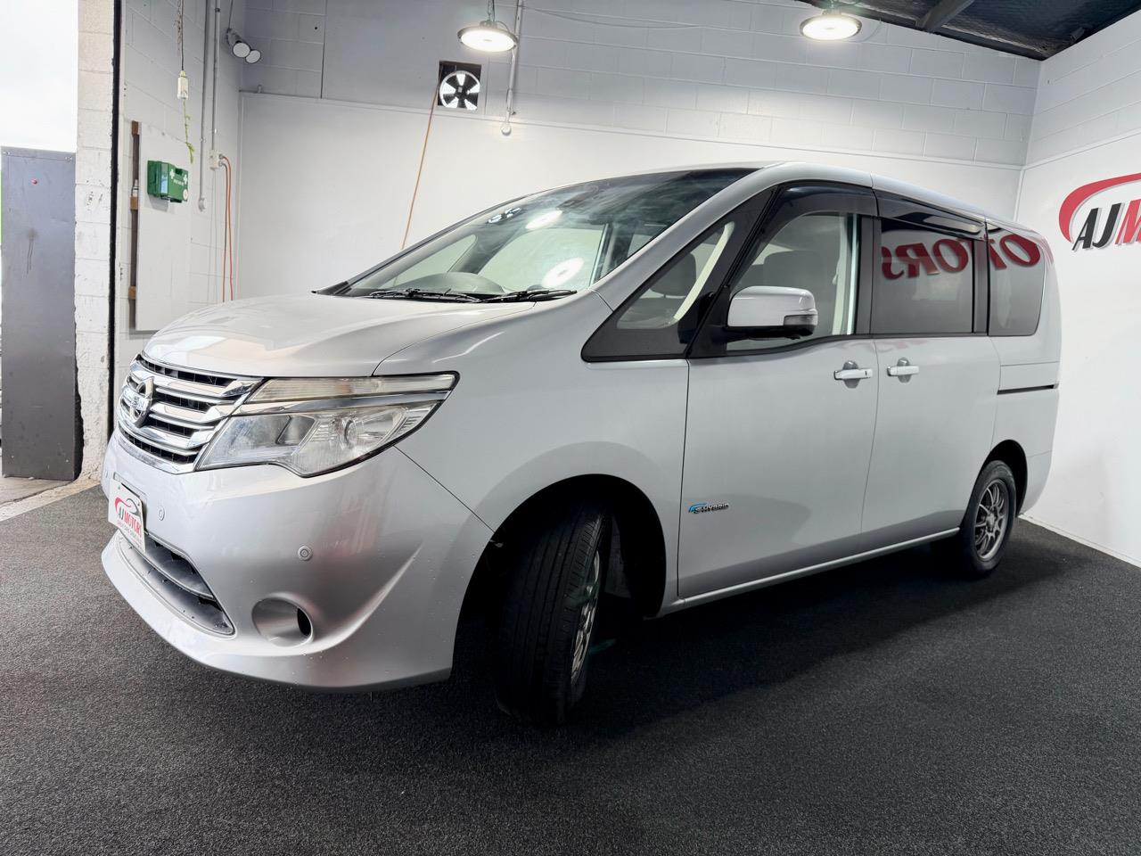 2015 Nissan Serena