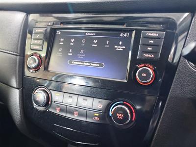 2022 Nissan X-Trail - Thumbnail