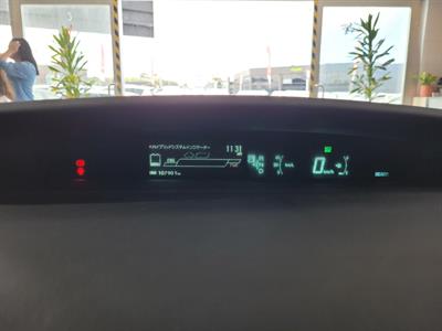 2013 Toyota Prius - Thumbnail