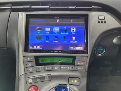 2013 Toyota Prius - Thumbnail