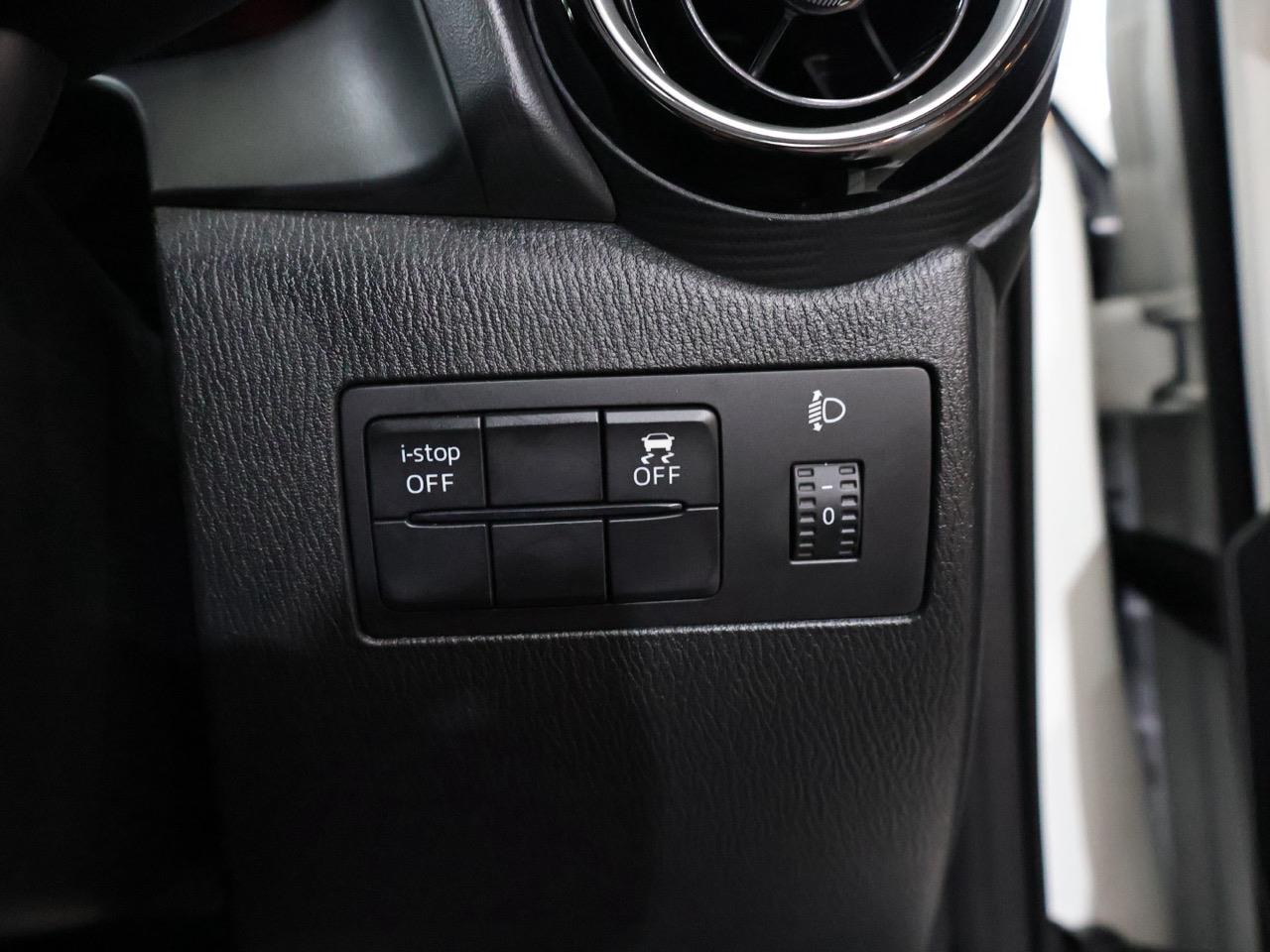2017 Mazda Demio