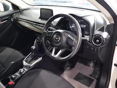 2017 Mazda Demio - Thumbnail