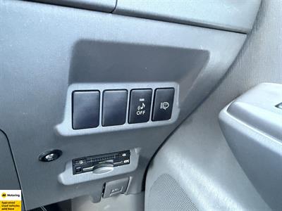 2013 Toyota Prius - Thumbnail