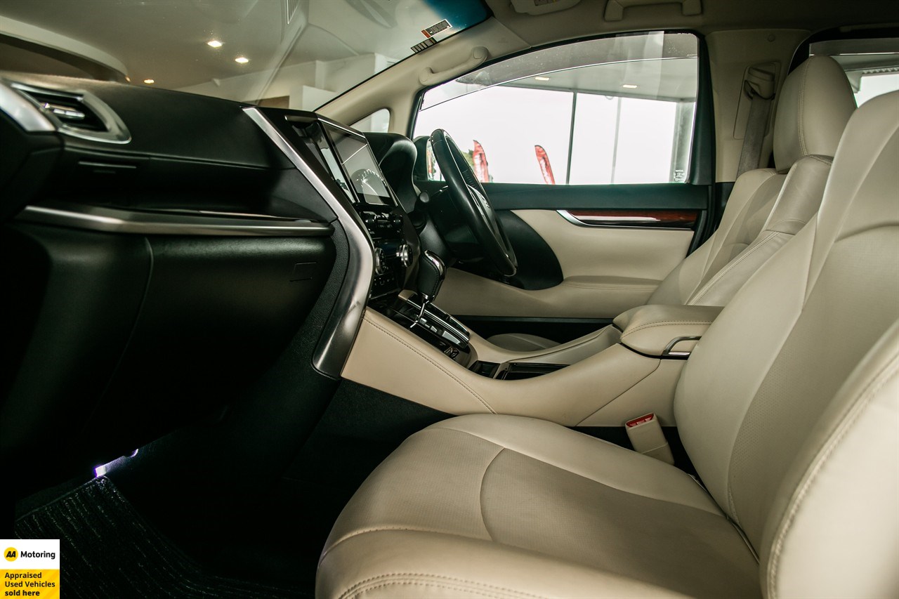 2017 Toyota Vellfire