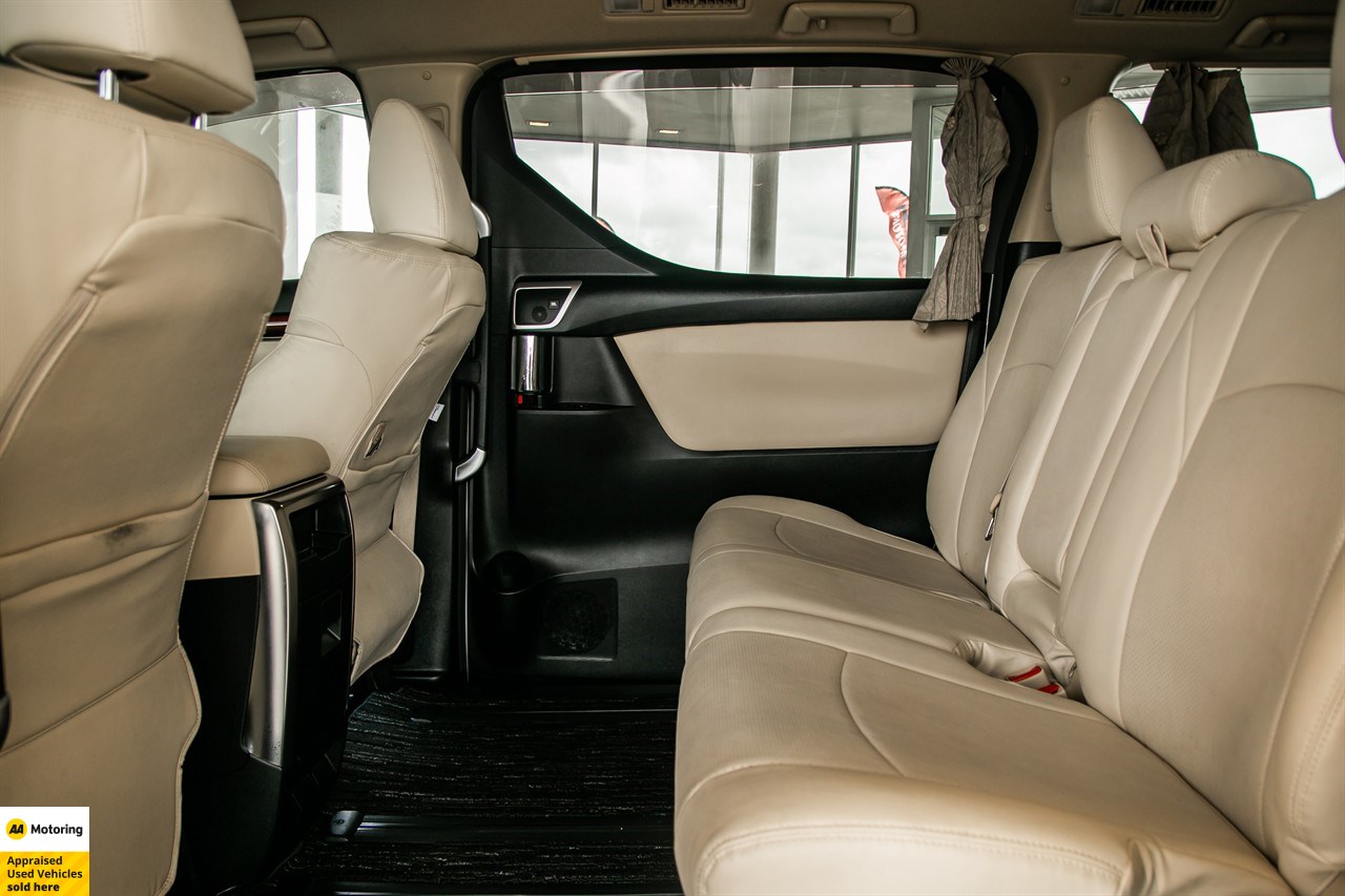 2017 Toyota Vellfire