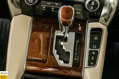 2017 Toyota Vellfire - Thumbnail