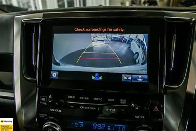 2017 Toyota Vellfire - Thumbnail