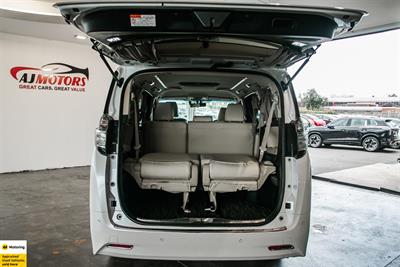 2017 Toyota Vellfire - Thumbnail