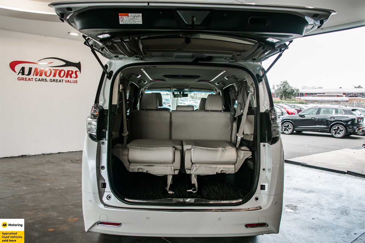 2017 Toyota Vellfire