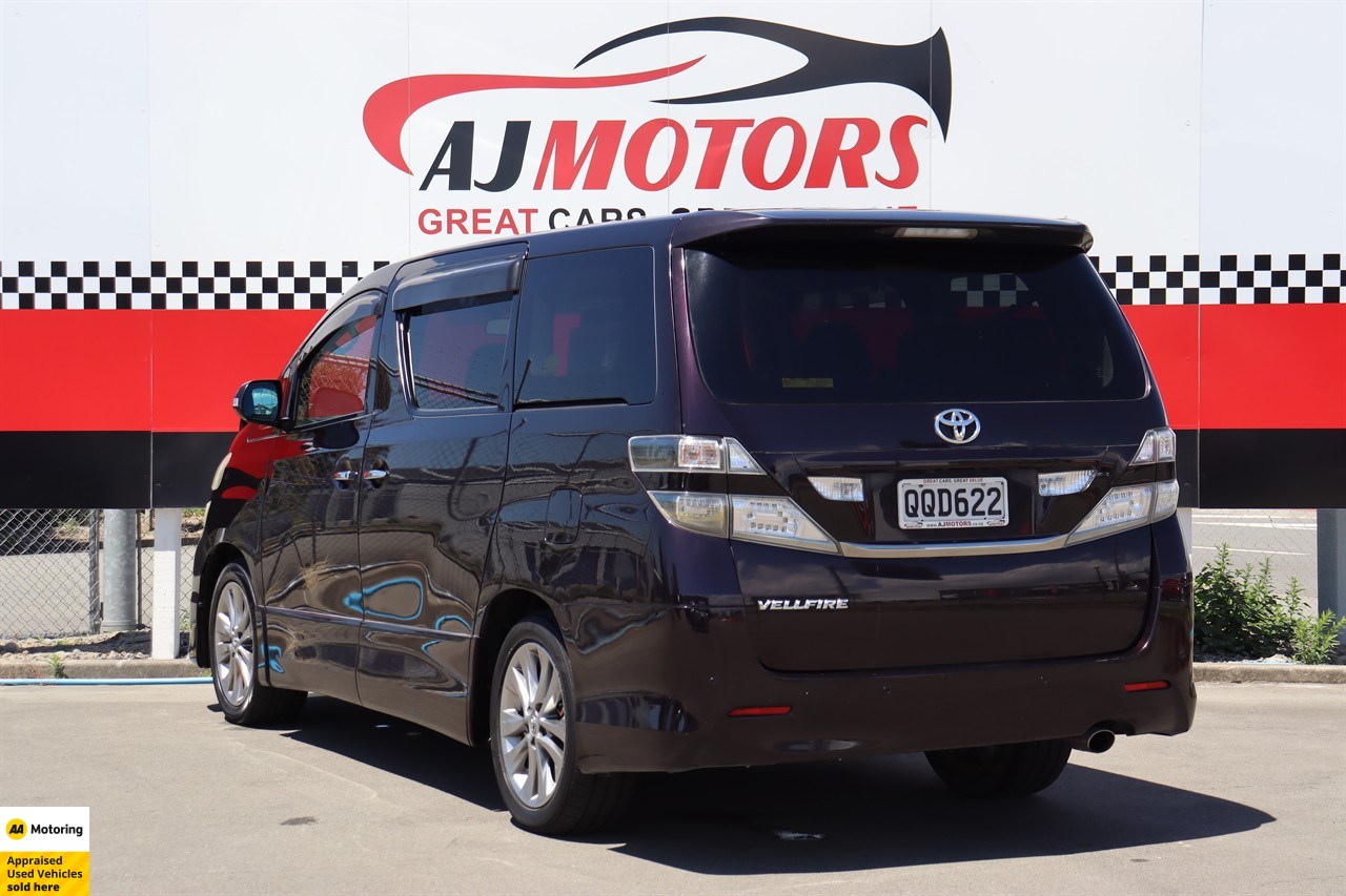 2011 Toyota Vellfire