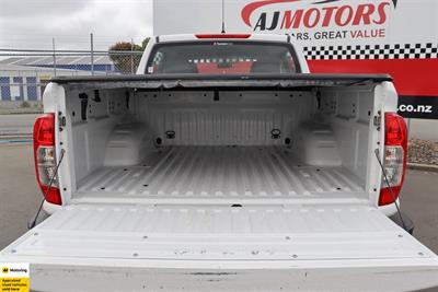 2021 Nissan Navara - Thumbnail