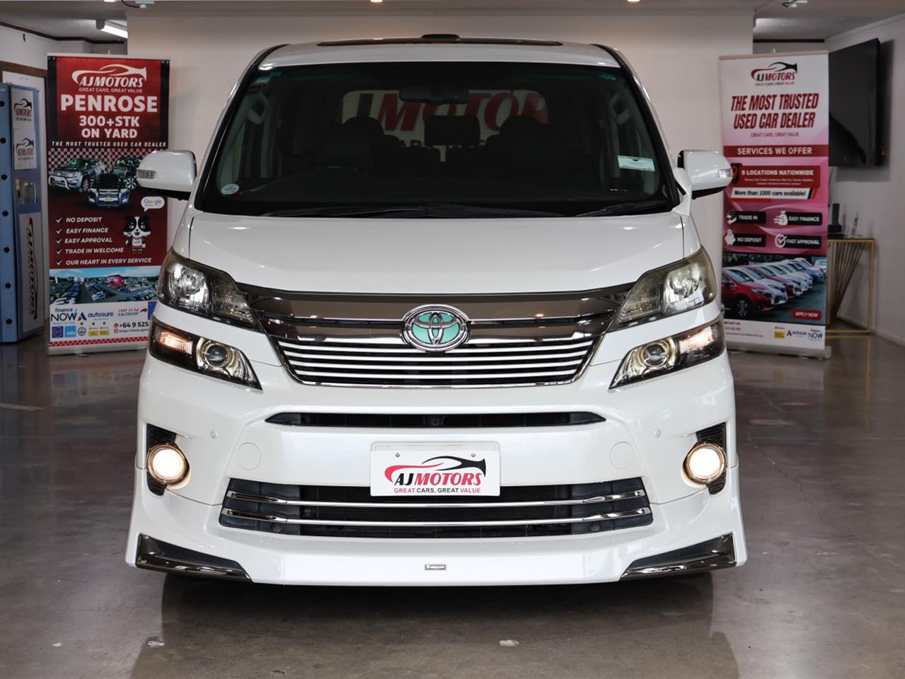 2013 Toyota Vellfire