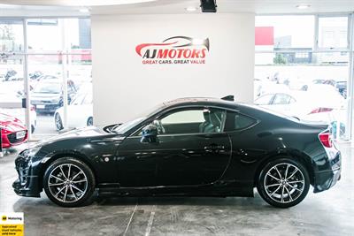 2016 Toyota 86 - Thumbnail