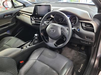2020 Toyota C-HR - Thumbnail