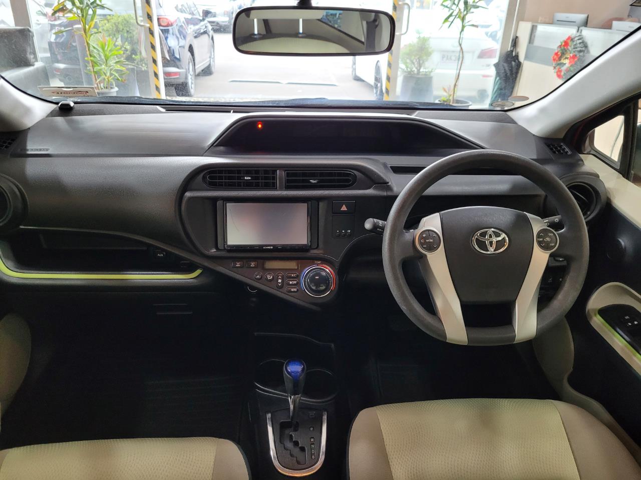 2012 Toyota Aqua