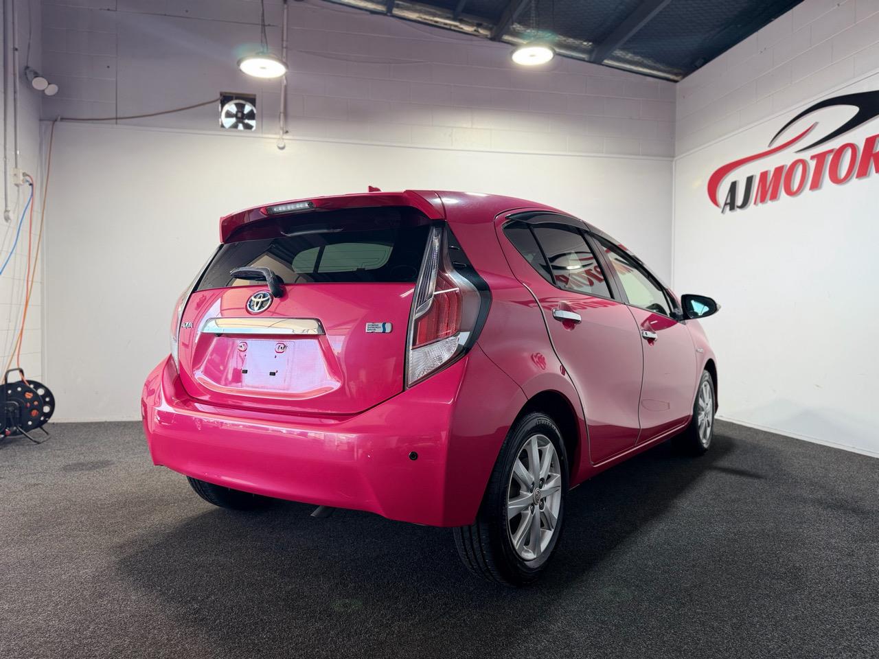2015 Toyota Aqua