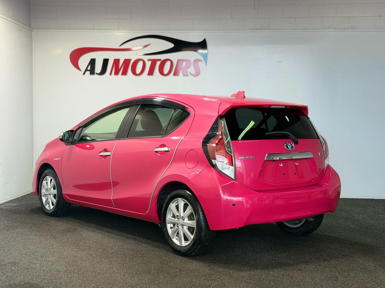 2015 Toyota Aqua