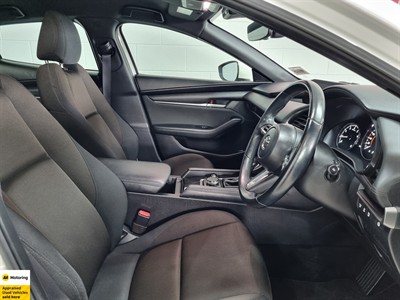 2020 Mazda 3 - Thumbnail