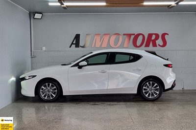 2020 Mazda 3 - Thumbnail