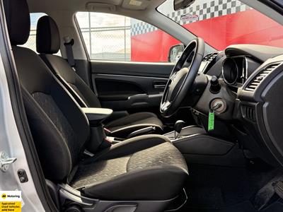 2024 Mitsubishi ASX - Thumbnail