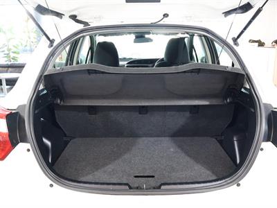 2018 Toyota Yaris - Thumbnail