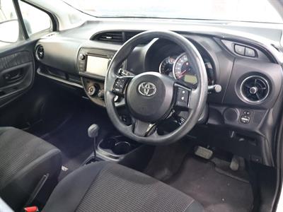 2018 Toyota Yaris - Thumbnail