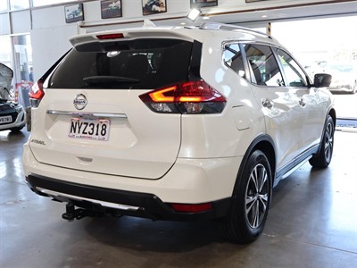 2022 Nissan X-Trail - Thumbnail