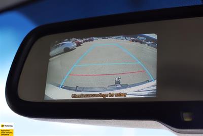 2018 Toyota Hiace - Thumbnail