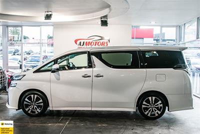 2018 Toyota Vellfire - Thumbnail