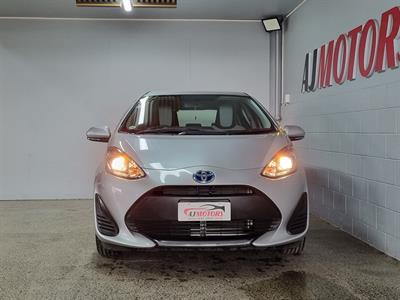 2021 Toyota Aqua - Thumbnail