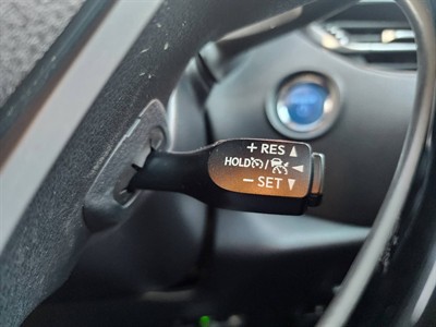 2017 Toyota C-HR - Thumbnail